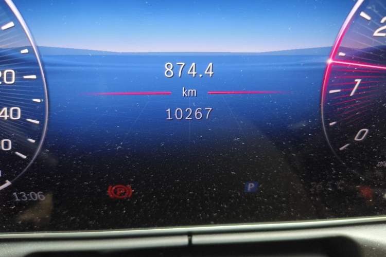 Used Mercedes-Benz C-Class 2025 Facelift C 260 L Sport Edition Odometer Close Up