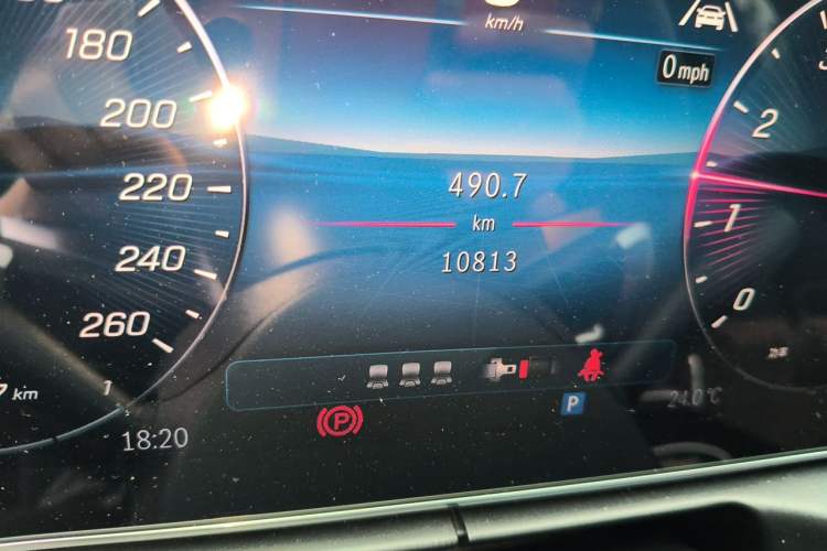 Used Mercedes-Benz C-Class 2025 C 260 L Sport Edition Odometer Close Up