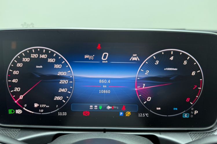 Used Mercedes-Benz C-Class 2025 Facelift C 260 L Sport Edition Odometer Close Up