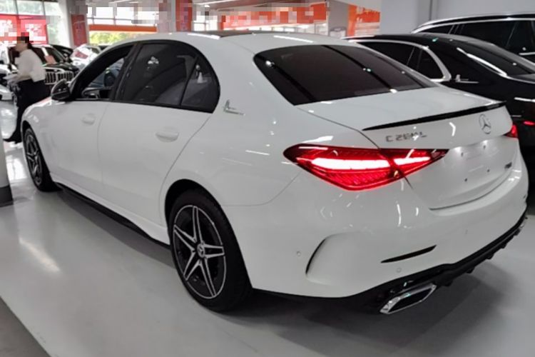 Used Mercedes-Benz C-Class 2025 Refresh C 260 L Night Edition Sports Version Rear Left 45 Deg
