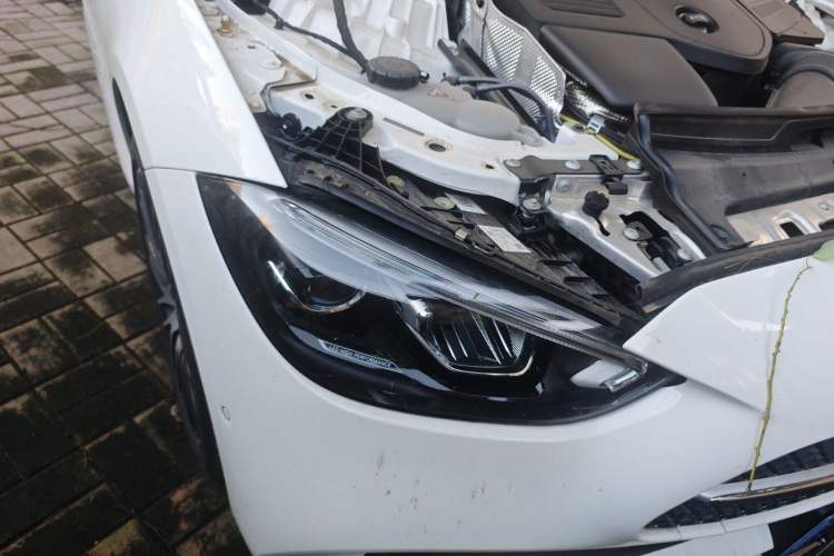 Used Mercedes-Benz C-Class 2025 Facelift C 260 L Sport Edition Right Front Headlight