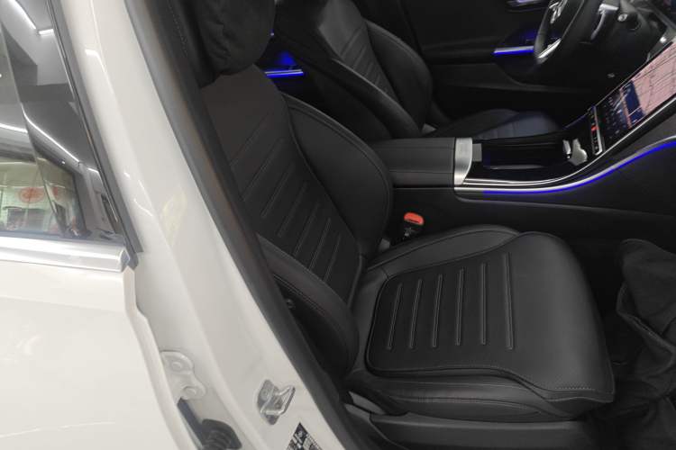 Used Mercedes-Benz C-Class 2025 C 260 L Sport Edition Right Front Seat