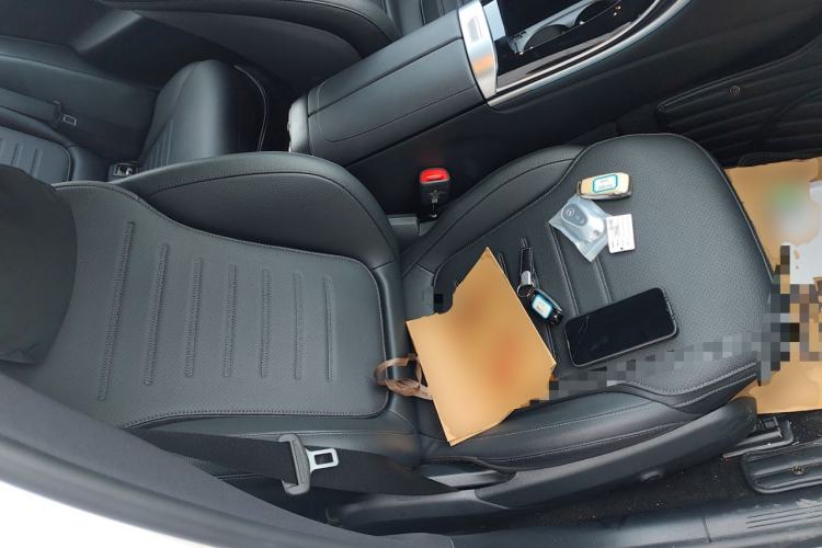 Used Mercedes-Benz C-Class 2025 C 260 L Sport Edition Right Front Seat