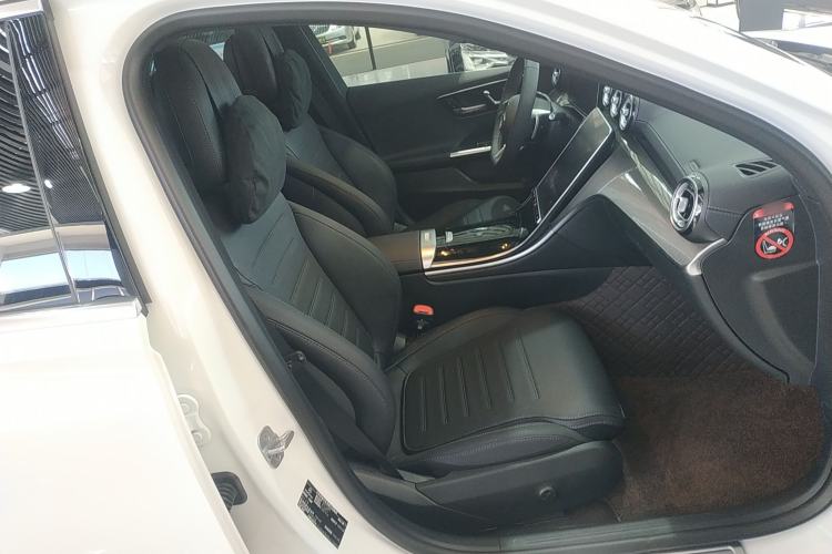 Used Mercedes-Benz C-Class 2025 Facelift C 260 L Sport Edition Right Front Seat
