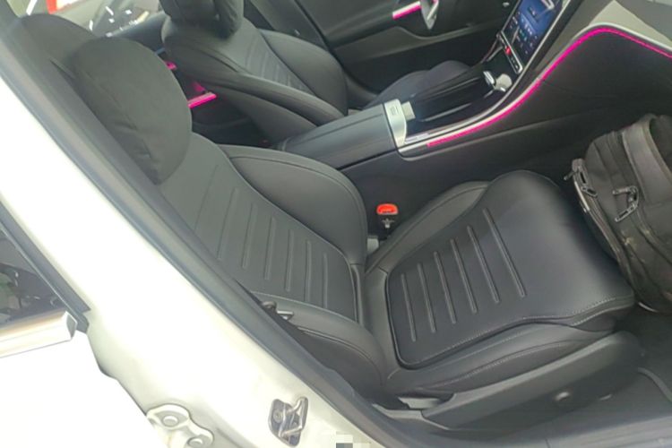 Used Mercedes-Benz C-Class 2025 Facelift C 260 L Sport Edition Right Front Seat
