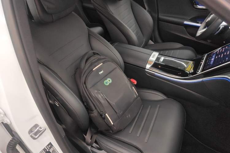 Used Mercedes-Benz C-Class 2025 C 260 L Obsidian Night Sport Edition Right Front Seat