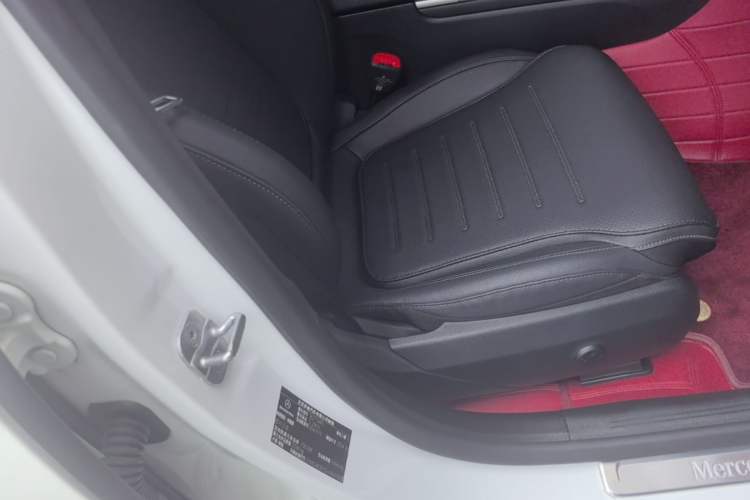 Used Mercedes-Benz C-Class 2025 C 260 L Sport Edition Right Front Seat