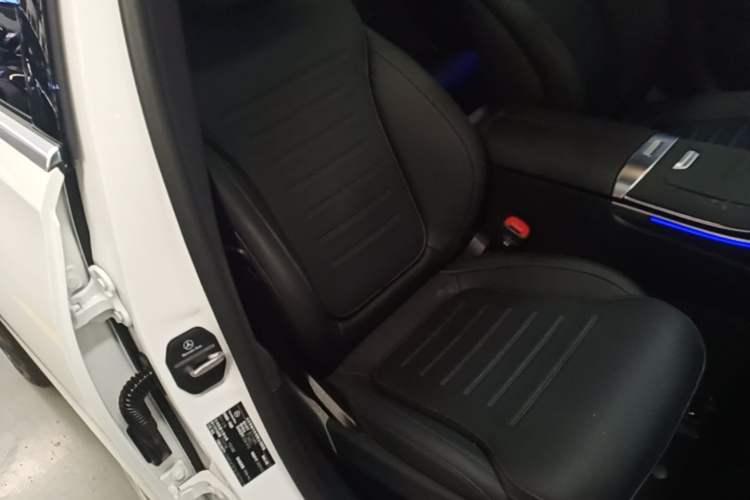 Used Mercedes-Benz C-Class 2025 Facelift C 260 L Sport Edition Right Front Seat
