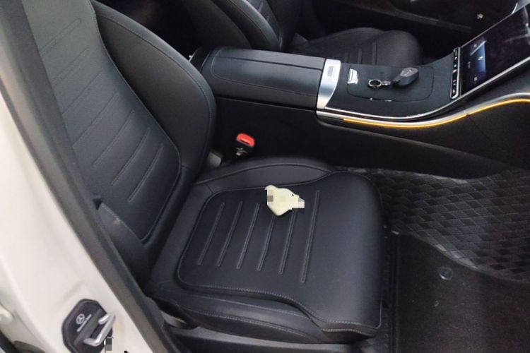 Used Mercedes-Benz C-Class 2025 Refresh C 260 L Night Edition Sports Version Right Front Seat