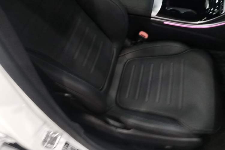 Used Mercedes-Benz C-Class 2025 Facelift C 260 L Sport Edition Right Front Seat