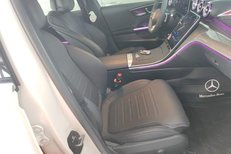 Used Mercedes-Benz C-Class 2025 Facelift C 260 L Sport Edition Right Front Seat