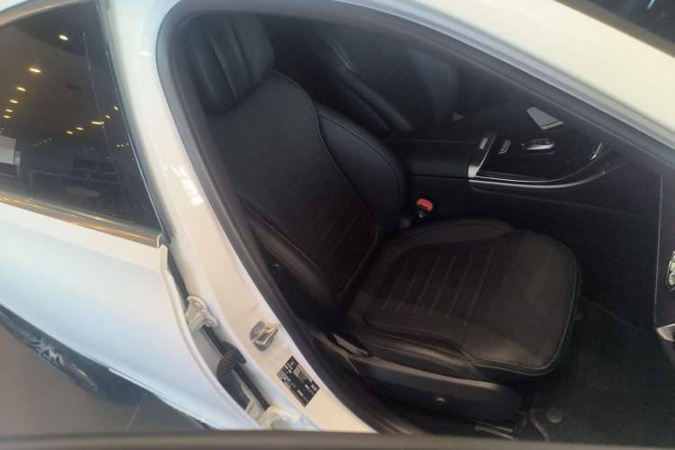 Used Mercedes-Benz C-Class 2025 Facelift C 260 L Sport Edition Right Front Seat