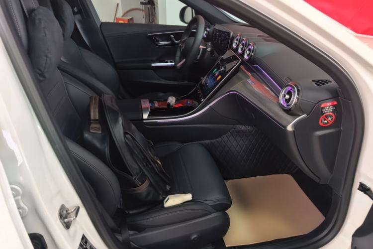 Used Mercedes-Benz C-Class 2025 Facelift C 260 L Sport Edition Right Front Seat