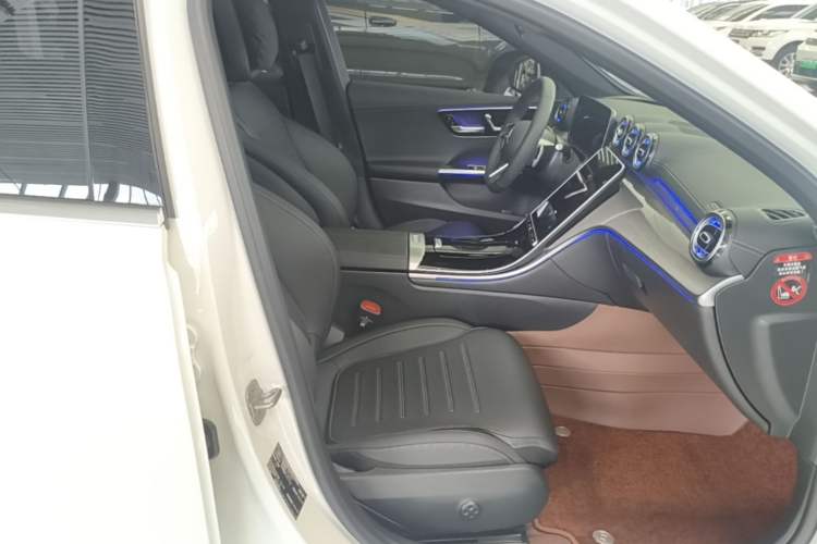 Used Mercedes-Benz C-Class 2025 Facelift C 260 L Sport Edition Right Front Seat