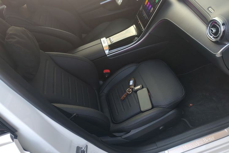 Used Mercedes-Benz C-Class 2025 Facelift C 260 L Sport Edition Right Front Seat