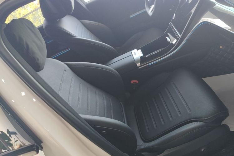 Used Mercedes-Benz C-Class 2025 C 260 L Obsidian Night Sport Edition Right Front Seat