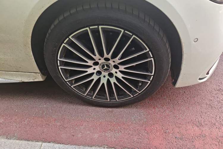 Used Mercedes-Benz C-Class 2025 C 260 L Sport Edition Right Front Wheel Hub