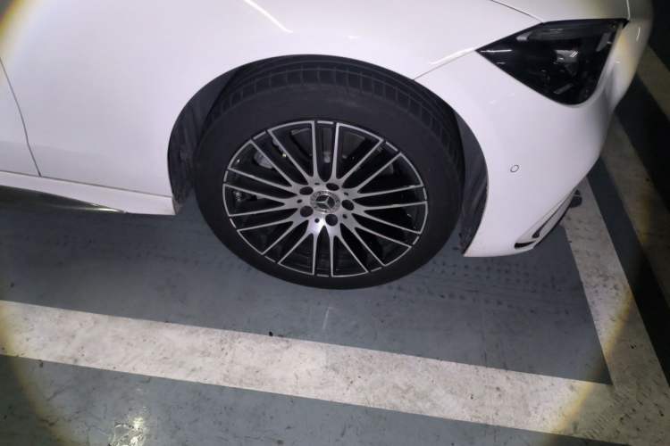 Used Mercedes-Benz C-Class 2025 Facelift C 260 L Sport Edition Right Front Wheel Hub