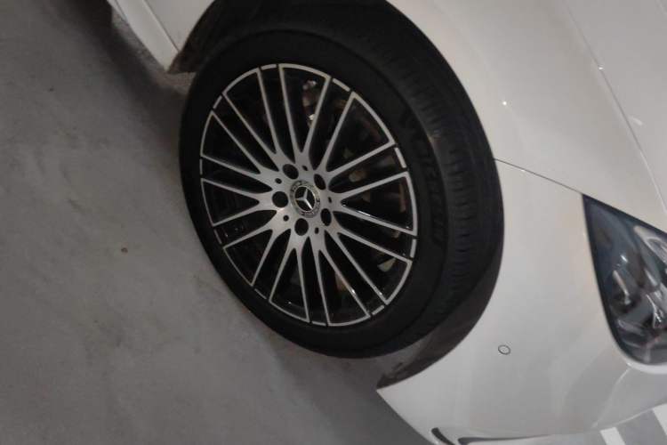 Used Mercedes-Benz C-Class 2025 C 260 L Sport Edition Right Front Wheel Hub