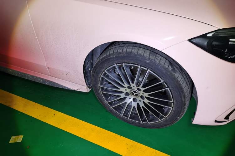 Used Mercedes-Benz C-Class 2025 Facelift C 260 L Sport Edition Right Front Wheel Hub