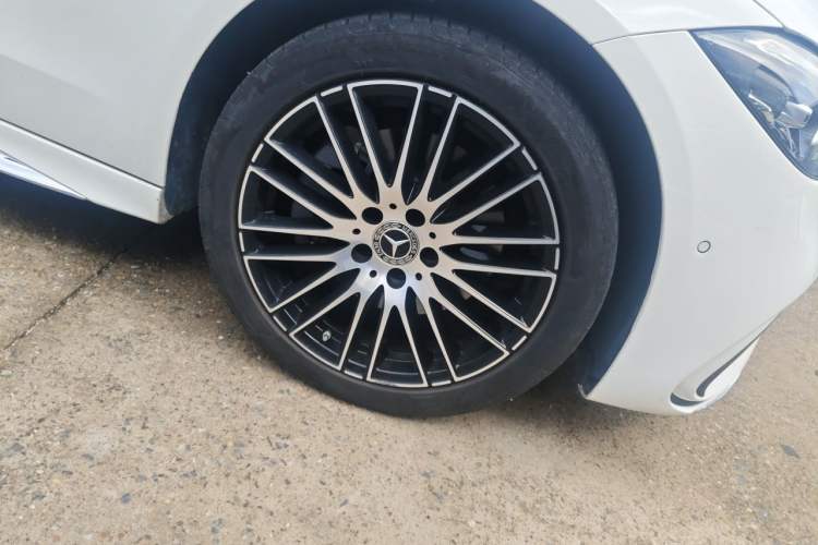 Used Mercedes-Benz C-Class 2025 C 260 L Sport Edition Right Front Wheel Hub