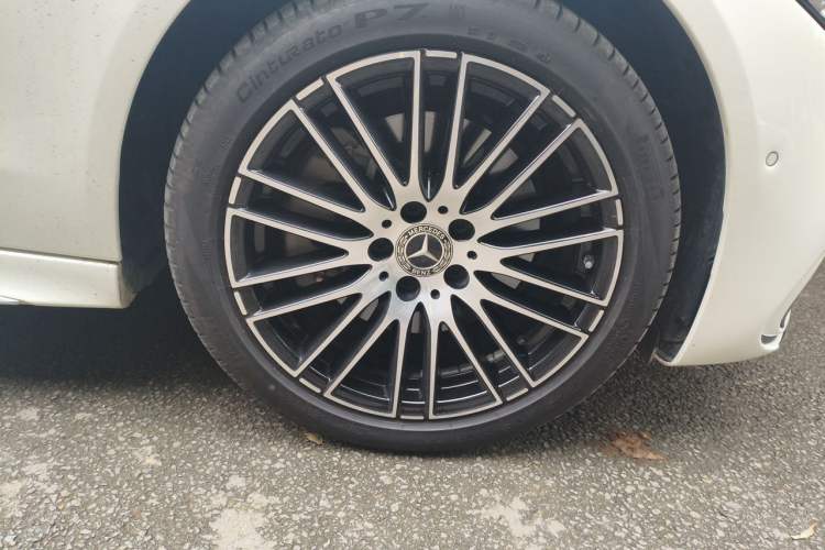 Used Mercedes-Benz C-Class 2025 C 260 L Sport Edition Right Front Wheel Hub