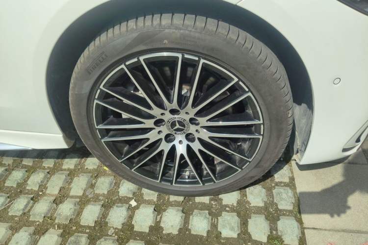 Used Mercedes-Benz C-Class 2025 C 260 L Sport Edition Right Front Wheel Hub