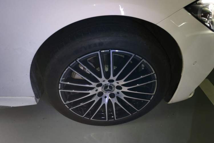 Used Mercedes-Benz C-Class 2025 C 260 L Sport Edition Right Front Wheel Hub