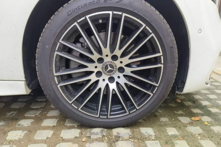 Used Mercedes-Benz C-Class 2025 Facelift C 260 L Sport Edition Right Front Wheel Hub