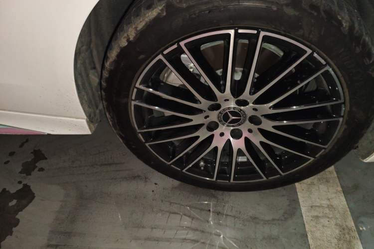 Used Mercedes-Benz C-Class 2025 Facelift C 260 L Sport Edition Right Front Wheel Hub
