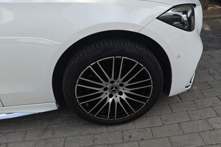 Used Mercedes-Benz C-Class 2025 Facelift C 260 L Sport Edition Right Front Wheel Hub