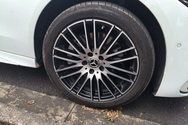 Used Mercedes-Benz C-Class 2025 C 260 L Sport Edition Right Front Wheel Hub