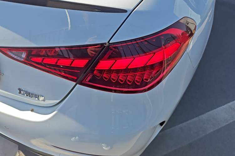 Used Mercedes-Benz C-Class 2025 C 260 L Obsidian Night Sport Edition Right Rear Taillight