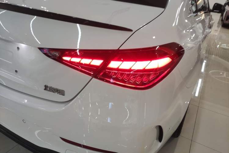 Used Mercedes-Benz C-Class 2025 C 260 L Obsidian Night Sport Edition Right Rear Taillight