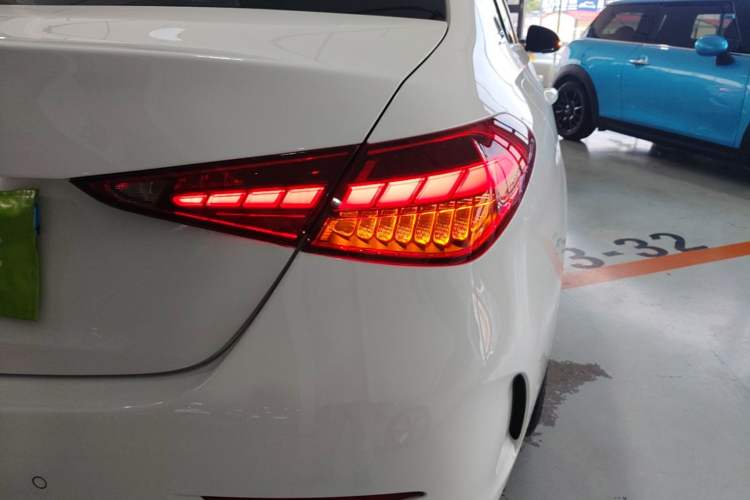 Used Mercedes-Benz C-Class 2025 Refresh C 200 L Sport Edition Right Rear Taillight
