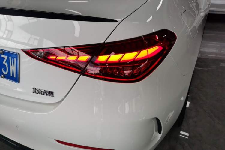 Used Mercedes-Benz C-Class 2025 C 260 L Obsidian Night Sport Edition Right Rear Taillight