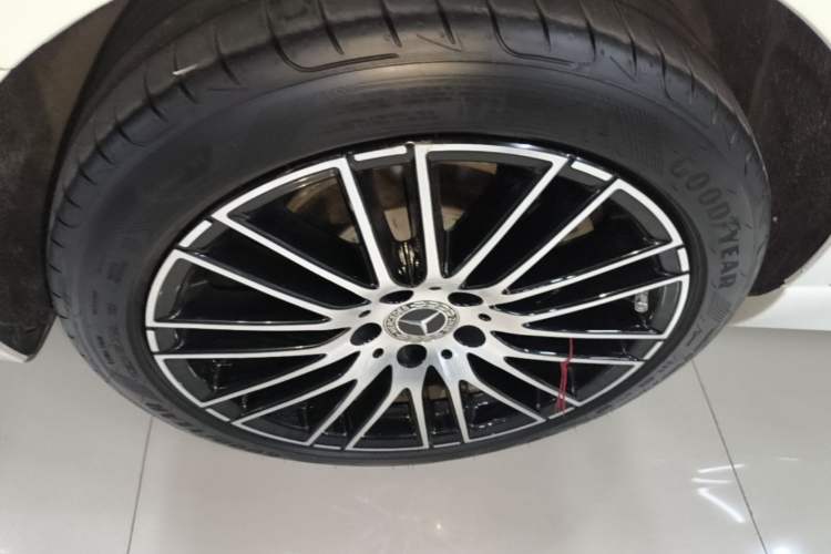 Used Mercedes-Benz C-Class 2025 Facelift C 260 L Sport Edition Right Rear Wheel Hub