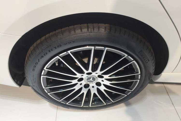 Used Mercedes-Benz C-Class 2025 Facelift C 260 L Sport Edition Right Rear Wheel Hub