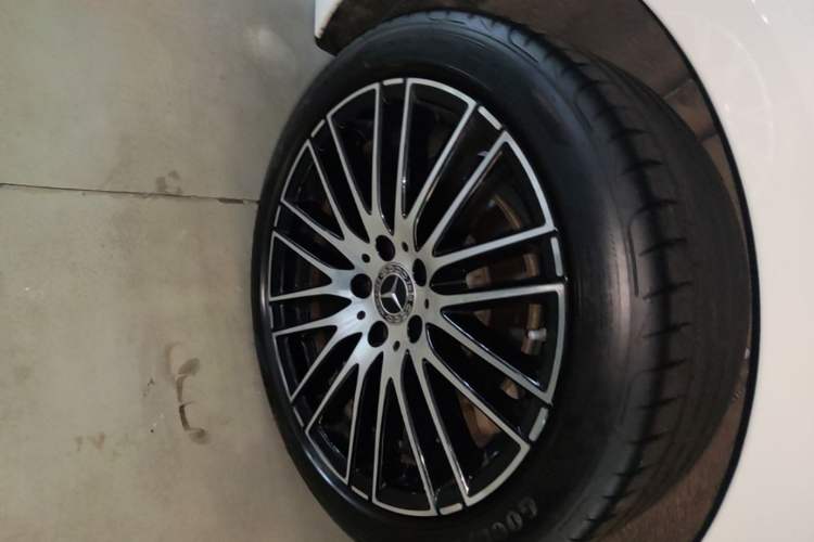 Used Mercedes-Benz C-Class 2025 Facelift C 260 L Sport Edition Right Rear Wheel Hub
