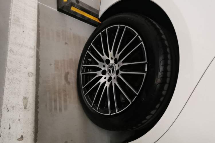 Used Mercedes-Benz C-Class 2025 Facelift C 260 L Sport Edition Right Rear Wheel Hub