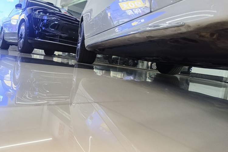 Used Mercedes-Benz C-Class 2025 Facelift C 260 L Sport Edition Right Side Sill