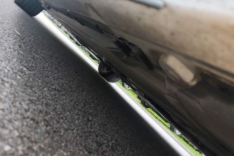 Used Mercedes-Benz C-Class 2025 C 260 L Sport Edition Right Side Sill