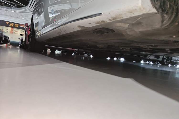 Used Mercedes-Benz C-Class 2025 Facelift C 260 L Sport Edition Right Side Sill