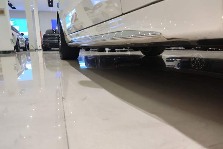 Used Mercedes-Benz C-Class 2025 C 260 L Sport Edition Right Side Sill