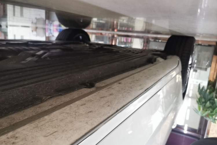 Used Mercedes-Benz C-Class 2025 Facelift C 260 L Sport Edition Right Side Sill