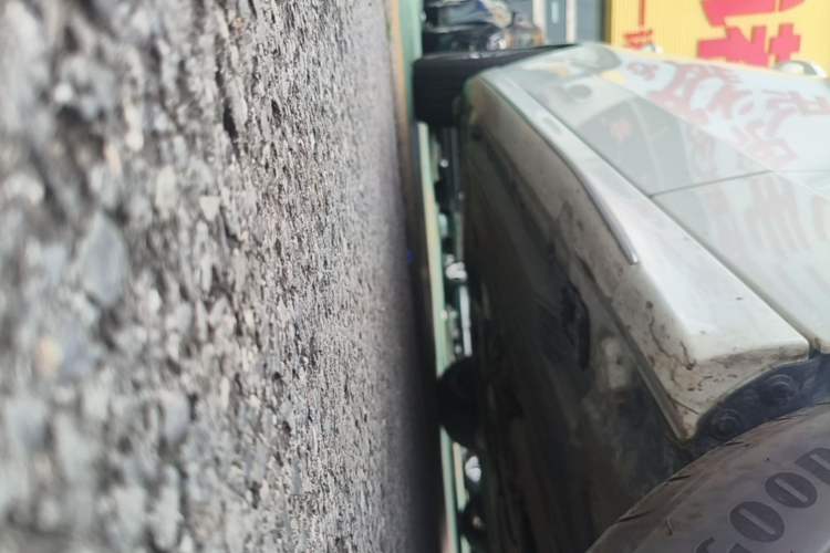 Used Mercedes-Benz C-Class 2025 Facelift C 260 L Sport Edition Right Side Sill