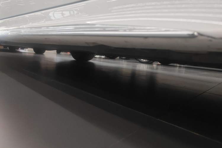 Used Mercedes-Benz C-Class 2025 C 260 L Sport Edition Right Side Sill