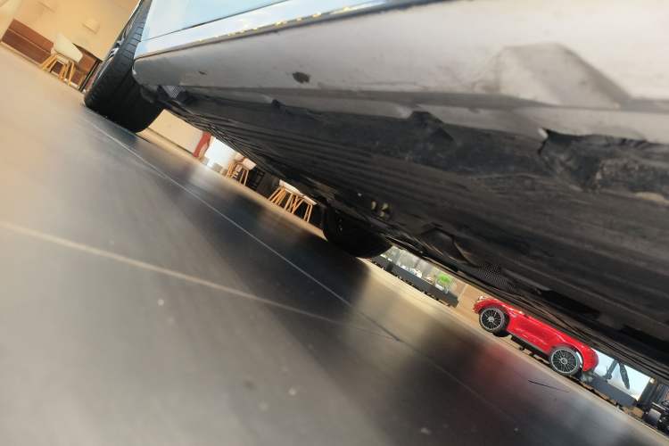 Used Mercedes-Benz C-Class 2025 Facelift C 260 L Sport Edition Right Side Sill