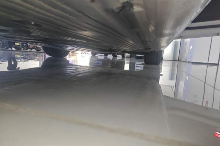 Used Mercedes-Benz C-Class 2025 C 260 L Sport Edition Right Side Sill