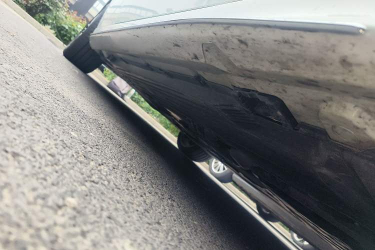 Used Mercedes-Benz C-Class 2025 Facelift C 260 L Sport Edition Right Side Sill
